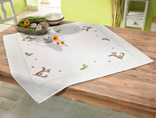 Weltbild Ubrus Zaječí rodinka, 85 x 85 cm