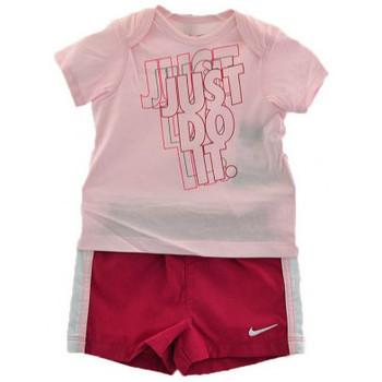 Nike  Outfit Sport  Tričká a polokošele Other