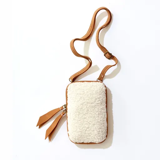 Malá kabelka z buklé