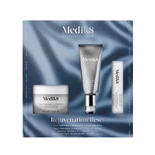 Medik8 Rejuvenation Reset Medik8 Crystal Retinal 3 nočné omladzujúce sérum s vitamínom A a E 30 ml + Medik8 Intelligent Retinol nočný vyhladzujúci krém 50 ml + sérum proti vráskam 4 ml