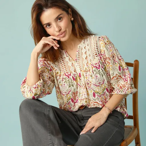 Blúzka s macramé, pre nižšiu postavu