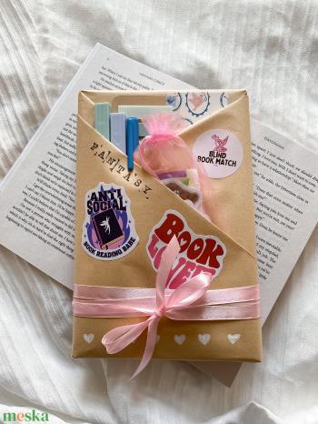 Blind date  with a book (fantasy) - könyves zsákbamacska