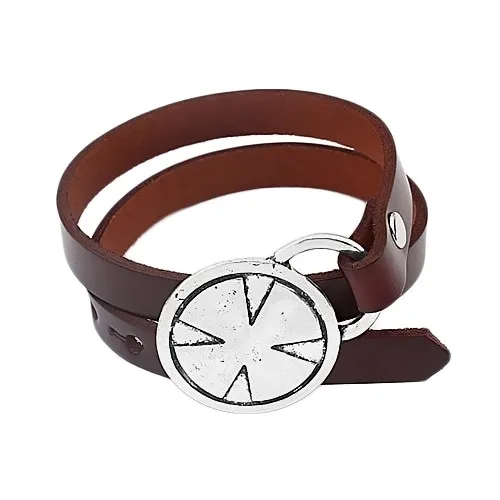 Hnedý koženkový náramok na obtočenie okolo zápästia, maltézsky kríž v kruhu