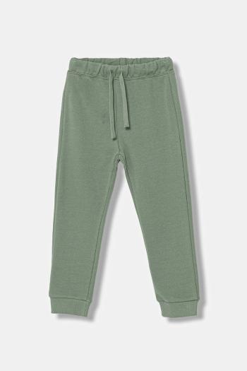 Detské bavlnené tepláky United Colors of Benetton zelená farba, jednofarebné, 3J68GF027