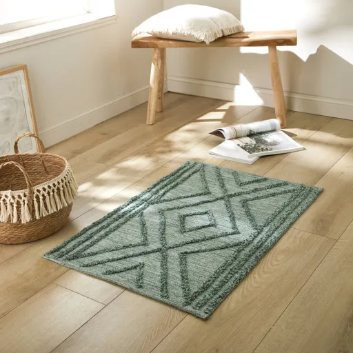 Koberec s plastickým vzorom