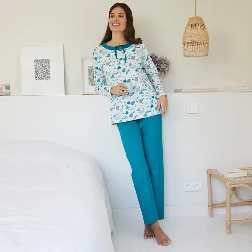 Pyžamo s potlačou srdiečok