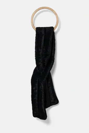 Šál Ruslan Baginskiy