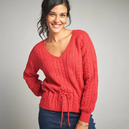 Ažúrový pulóver s výstrihom do V a vrkočovým vzorom