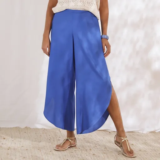 Široké nohavice s hlbokými rozparkami