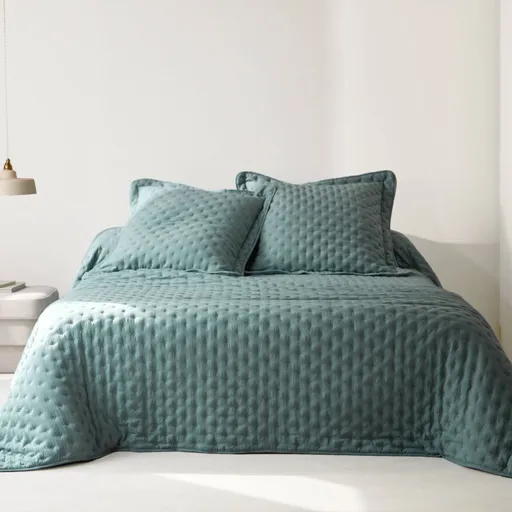 Prešívaná prikrývka na posteľ z mikrovlákna