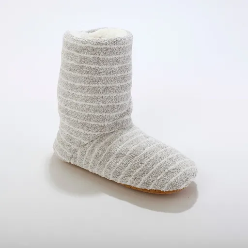 Vysoké pruhované papuče s imitáciou kožušiny