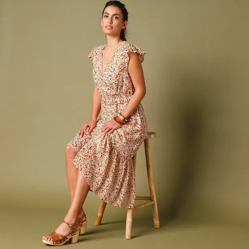 Šaty so zavinutím a potlačou