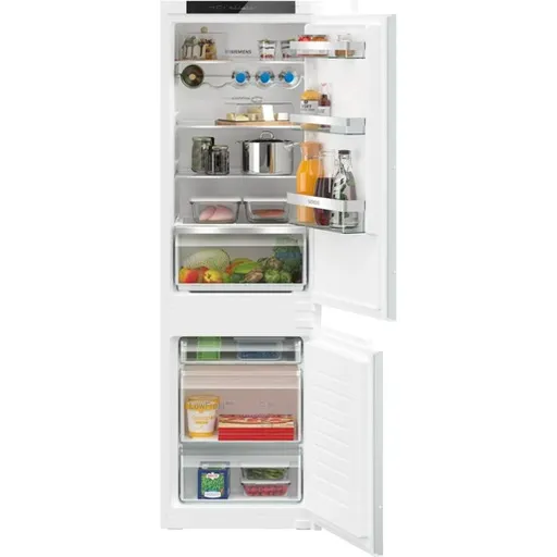 Vstavaná chladnička Siemens s mrazničkou dole 177,2 x 54,1 cm pojazdy KI86VVSE0