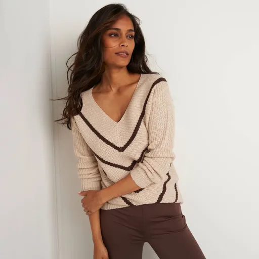 Pulóver s pruhmi a výstrihom do V