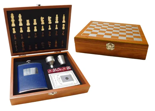 MAKRO - Darčeková sada - ploskačka, poháre a šach