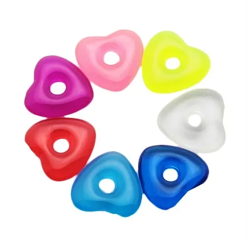 Akrylové farebné srdiečko na piercing - prívesok na činku - Farba: Fialová