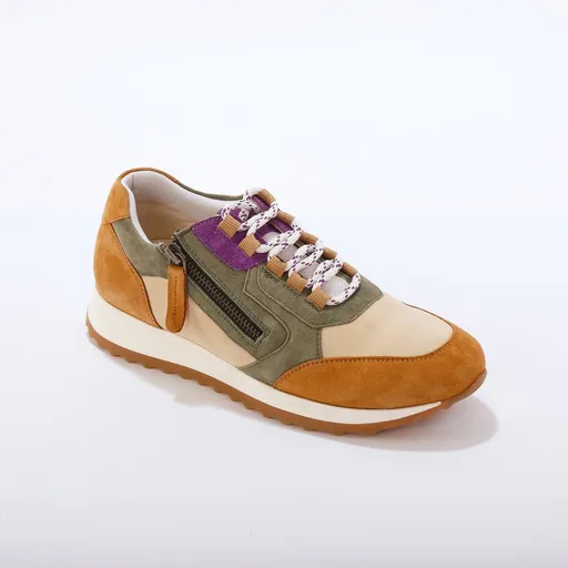 Kožené tenisky s kontrastnými
		časťami, na zips a šnúrky