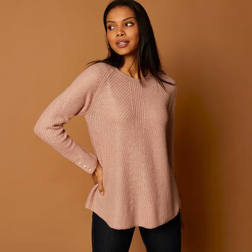 Voľný pulóver s okrúhlym výstrihom