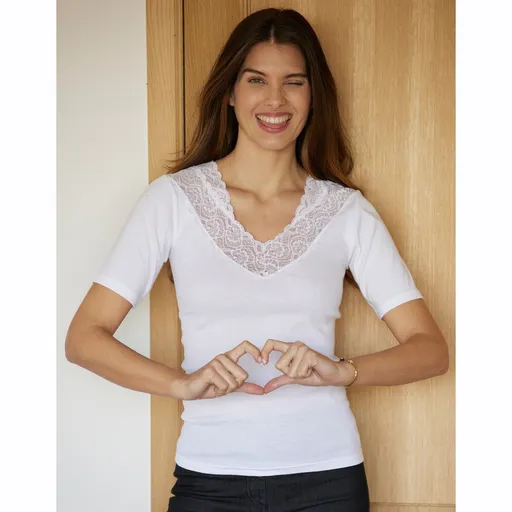 Súprava 2 tričiek s krátkymi
		rukávmi z bavlny a čipky, bez bočných švov