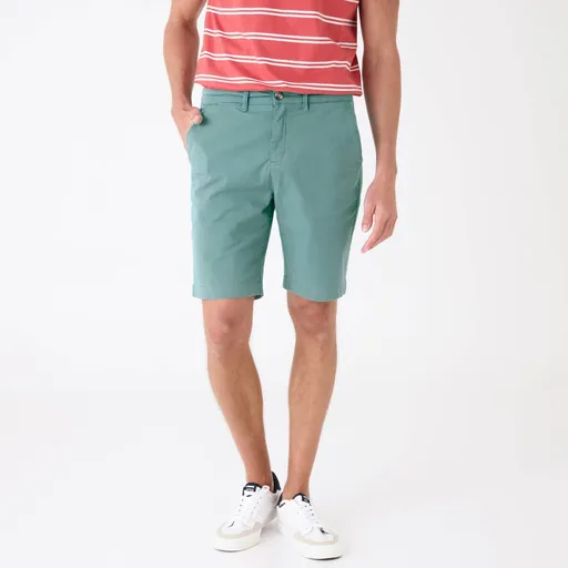 Jednofarebné chino bermudy špeciálne pre väčšie brucho