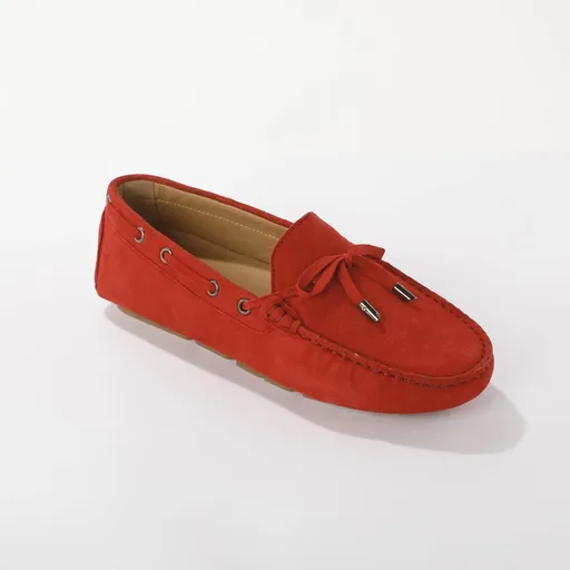 Kožené mokasíny s ozdobnými šnúrkami