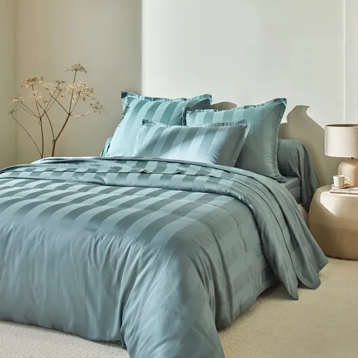 Saténová pruhovaná posteľná bielizeň