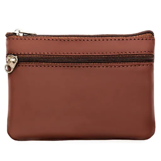 Etui na klucze w brązowym kolorze wykonane ze skóry naturalnej zamykane suwakiem