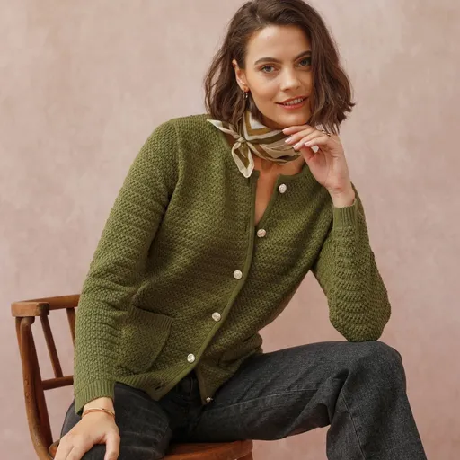 Sveter so zapínaním na gombíky, jednofar