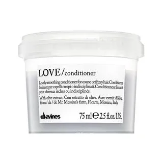 Davines Essential Haircare Love Smoothing Conditioner uhladzujúci kondicionér pre hebkosť a lesk vlasov 75 ml