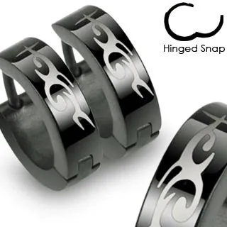 Oceľové čierne náušnice s kĺbovým zapínaním, motív Tribal