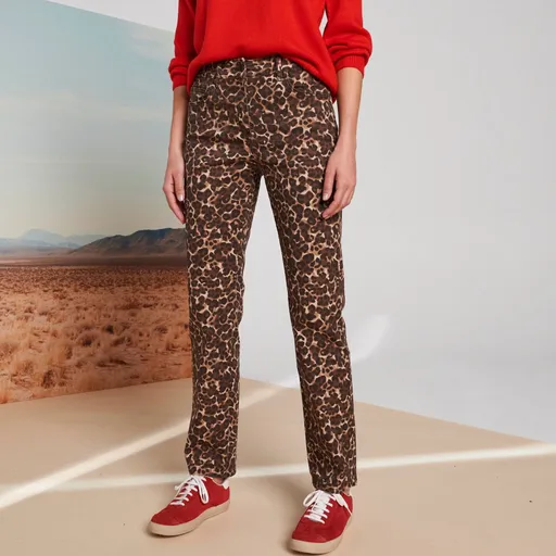 Rovné nohavice so zvieracou kresbou