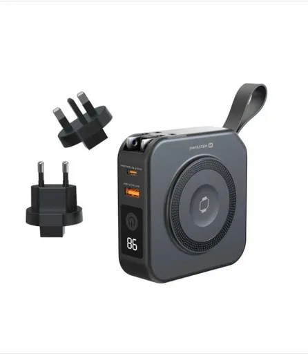 SWISSTEN POWER BANK ALL-IN-ONE PRE S VYMENITEĽNÝMI VIDLICIAMI (USA, EU, UK) 10000 mAh 20W ČIERNA