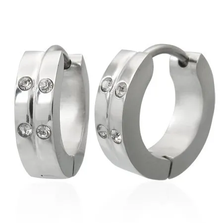 Oceľové náušnice striebornej farby, štyri číre zirkóny oddelené zárezom