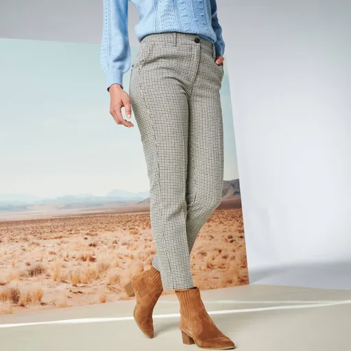 Úzke nohavice s pepito vzorom