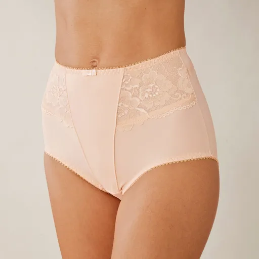 Zoštíhľujúce vysoké nohavičky z čipky a mikrovlákna