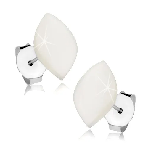 Strieborné 925 náušnice, vypuklé zrnko z bielej perlete, puzetky