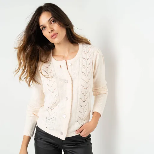 Sveter s ažúrovým vzorom