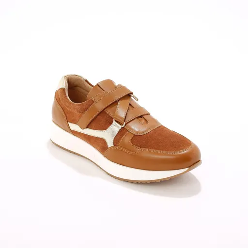 Kožené tenisky na klinovej podrážke