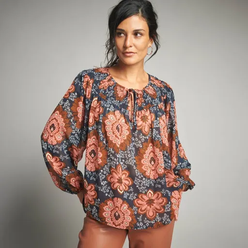 Voálová blúzka s potlačou