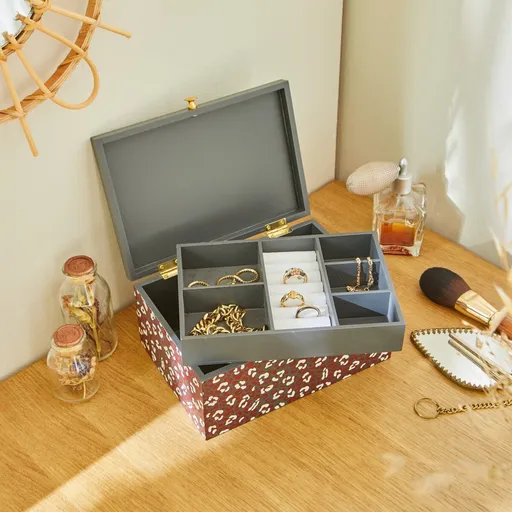 Šperkovnica s leopardím motívom