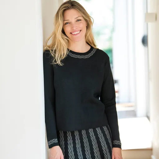 Pulóver so žakárovými detailmi