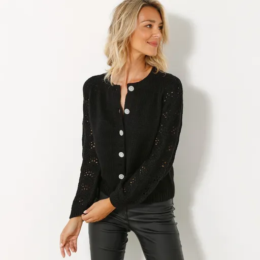 Sveter s bižutériovými gombíkmi