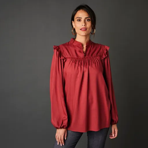 Vzdušná jednofarebná blúzka