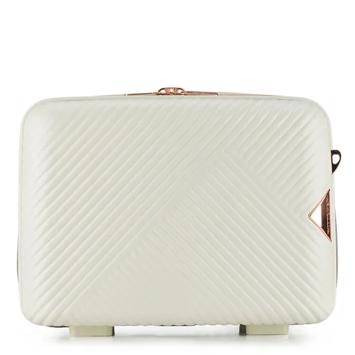 Biely kozmetický kufrík.