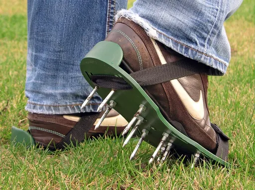 Haushalt international Provzdušňovač trávniku