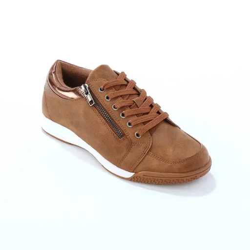 Nízke tenisky so šnúrkami