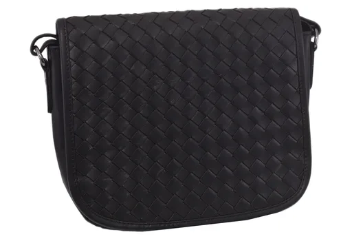 Dámska kožená crossbody kabelka čierna 390112