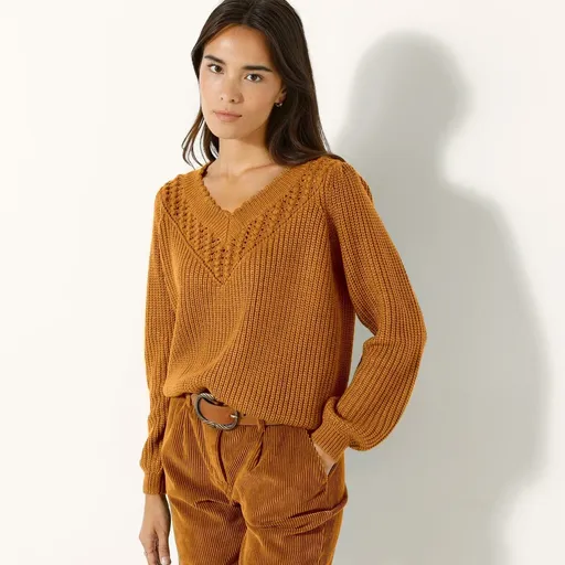 Pulóver s ažúrovým vzorom