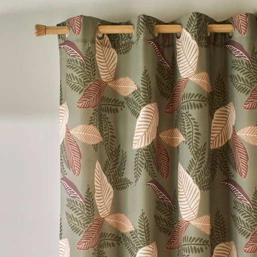 Zatemňovací záves s potlačou listov