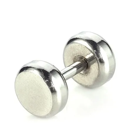 Piercing do tragusu z ocele